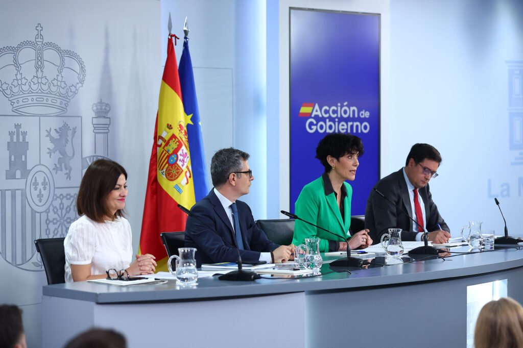 Los ministros Sira Rego, Félix Bolaños, Elma Saiz y Óscar López durante la rueda de prensa sobre la OEP 2026 y la digitalización de la Administración Pública
