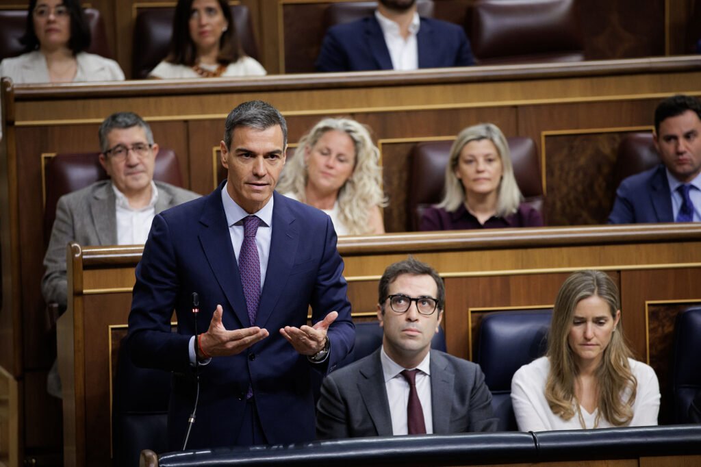 Pedro Sánchez interviene durante una sesión de control al Gobierno en el Congreso de los Diputados