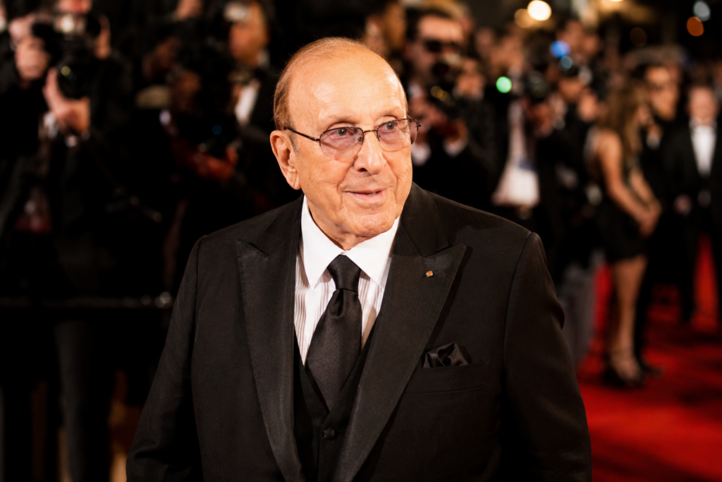 Clive Davis legado industria musical mundial