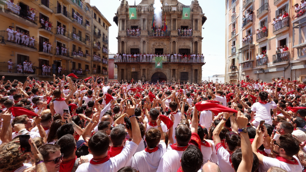 Sanfermines 2026 con chupinazo multitudinario en Pamplona