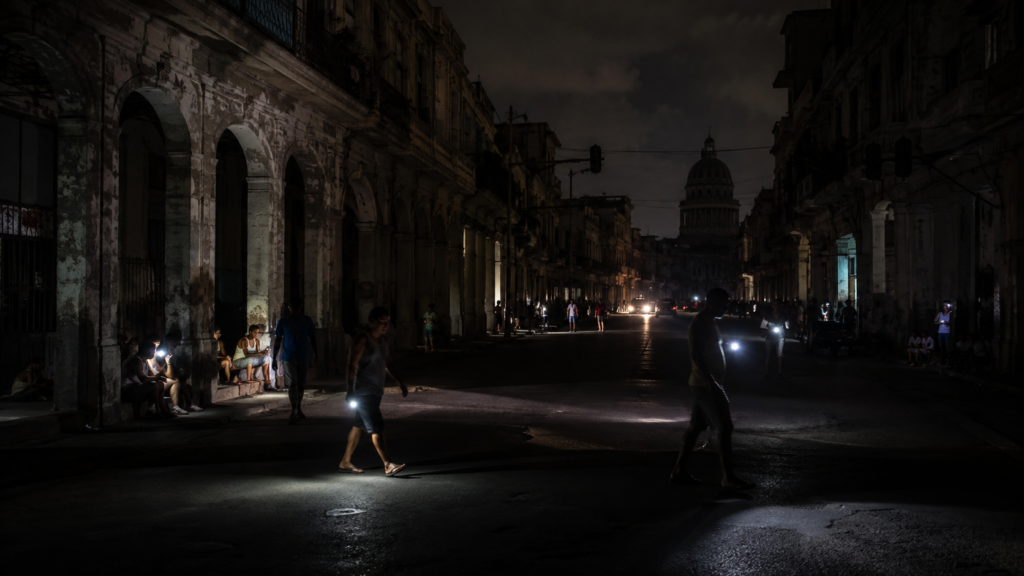 Apagón total en Cuba deja La Habana a oscuras durante la crisis eléctrica